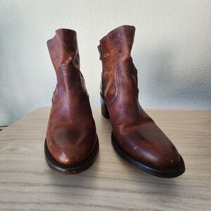 Free Bird by Steven Salt side zip ankle boot, Size 9